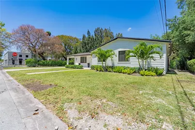 255 Grant Dr, Coral Gables, FL 33133 - Photo 29