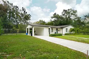255 Grant Dr, Coral Gables, FL 33133 - Photo 3