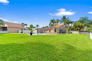 1090 NW 192nd Ave, Pembroke Pines, FL 33029 - Photo 37