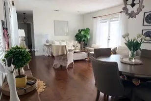 8370 SW 27th Ln, Miami, FL 33155 - Photo 3