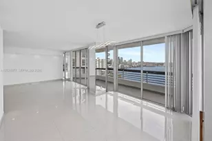 19195 NE 36th Ct, Aventura, FL 33180 - Photo 7