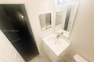 10787 Royal Palm Blvd, Coral Springs, FL 33065 - Photo 23