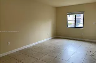 22541 SW 88th Pl, Cutler Bay, FL 33190 - Photo 9