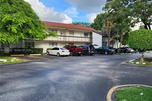 461 NW 107th Ave, Miami, FL 33172 - Photo 1