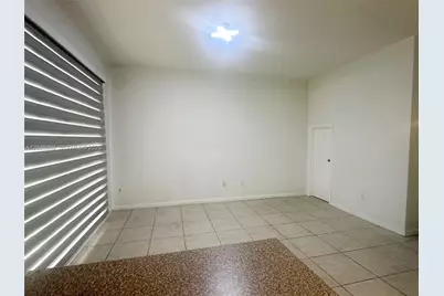 662 NE 21st Ter, Homestead, FL 33033 - Photo 11