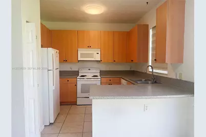662 NE 21st Ter, Homestead, FL 33033 - Photo 25