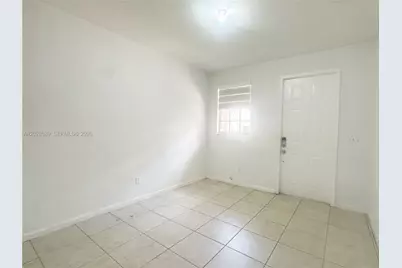 662 NE 21st Ter, Homestead, FL 33033 - Photo 3
