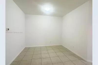 662 NE 21st Ter, Homestead, FL 33033 - Photo 3