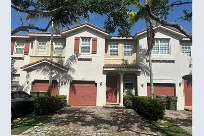 662 NE 21st Ter, Homestead, FL 33033 - Photo 1