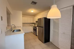 401 SW 158th Terrace, Pembroke Pines, FL 33027 - Photo 17