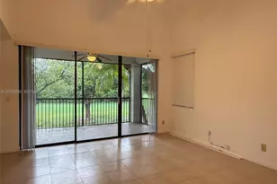401 SW 158th Terrace, Pembroke Pines, FL 33027 - Photo 5