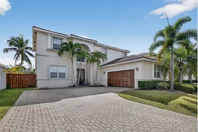 19018 NW 23rd Pl, Pembroke Pines, FL 33029 - Photo 3