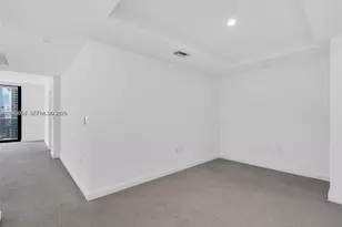 45 SW 9th St, Miami, FL 33130 - Photo 15