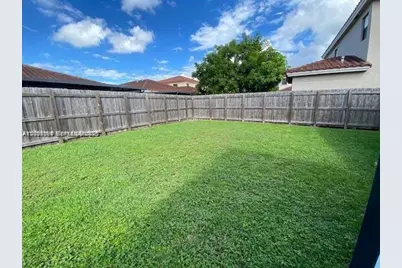 15415 SW 175th St, Miami, FL 33187 - Photo 13