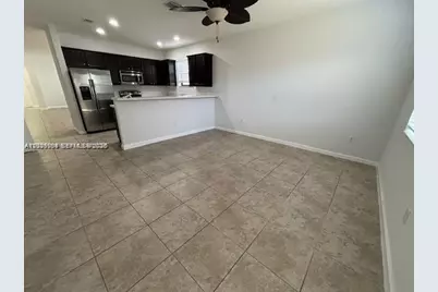 15415 SW 175th St, Miami, FL 33187 - Photo 9