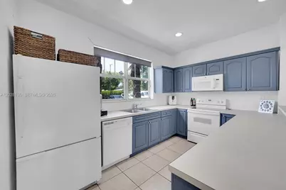2620 Pierce St #A3, Hollywood, FL 33020 - Photo 5