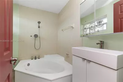 9055 SW 149th Pl, Miami, FL 33196 - Photo 7