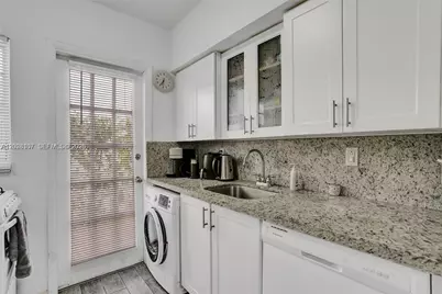 911 Meridian Ave #104, Miami Beach, FL 33139 - Photo 5