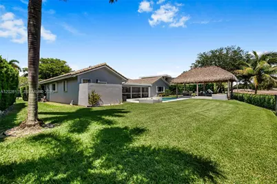 9800 Weathervane Mnr, Plantation, FL 33324 - Photo 49
