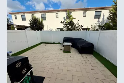 11445 W 33rd Ln, Hialeah, FL 33018 - Photo 21
