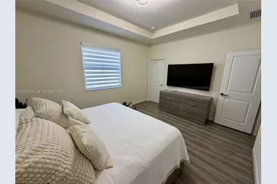 11445 W 33rd Ln, Hialeah, FL 33018 - Photo 35