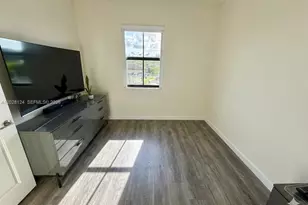 11445 W 33rd Ln, Hialeah, FL 33018 - Photo 25