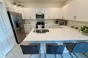 11445 W 33rd Ln, Hialeah, FL 33018 - Photo 17