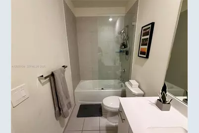 11445 W 33rd Ln, Hialeah, FL 33018 - Photo 33