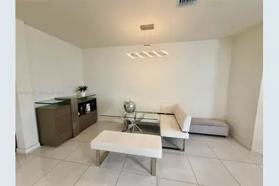 11445 W 33rd Ln, Hialeah, FL 33018 - Photo 7