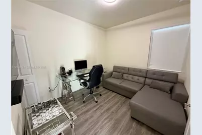11445 W 33rd Ln, Hialeah, FL 33018 - Photo 27