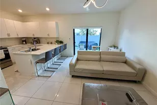11445 W 33rd Ln, Hialeah, FL 33018 - Photo 13