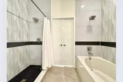 999 SW 1st Ave #1115, Miami, FL 33130 - Photo 13
