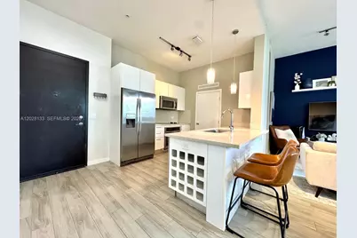 999 SW 1st Ave #1115, Miami, FL 33130 - Photo 3