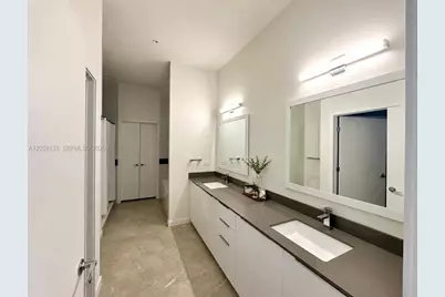 999 SW 1st Ave #1115, Miami, FL 33130 - Photo 11