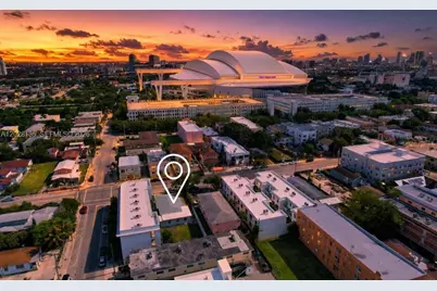 1570 NW 2nd St, Miami, FL 33125 - Photo 5