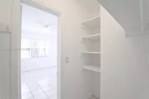 1570 NW 2nd St, Miami, FL 33125 - Photo 15