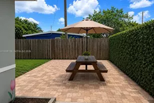 810 NE 3rd Ave, Pompano Beach, FL 33060 - Photo 5