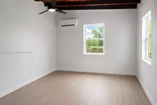 810 NE 3rd Ave, Pompano Beach, FL 33060 - Photo 3