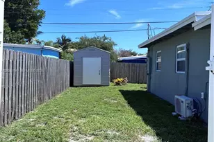 810 NE 3rd Ave, Pompano Beach, FL 33060 - Photo 7