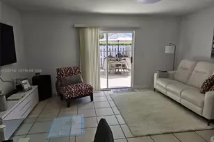 8394 SW 152nd Ave, Miami, FL 33193 - Photo 11