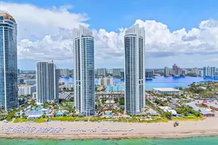 18101 Collins Ave, Sunny Isles Beach, FL 33160 - Photo 37