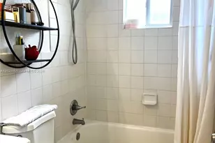 1926 NW 60th St, Miami, FL 33142 - Photo 27
