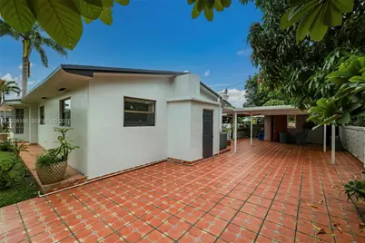 790 W 73rd Pl, Hialeah, FL 33014 - Photo 5