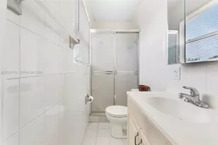 790 W 73rd Pl, Hialeah, FL 33014 - Photo 25