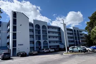 9460 Fontainebleau Blvd, Miami, FL 33172 - Photo 3