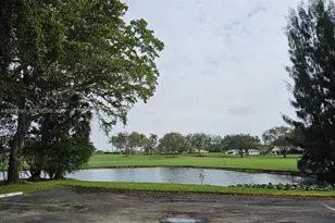 450 Commodore Dr, Plantation, FL 33325 - Photo 23