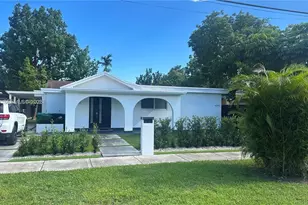 4290 SW 9th St, Miami, FL 33134 - Photo 1