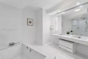 18555 Collins Ave, Sunny Isles Beach, FL 33160 - Photo 19