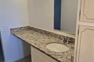 5335 NW 10th Ct, Plantation, FL 33313 - Photo 13