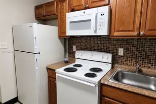 877 NW 10th St, Florida City, FL 33034 - Photo 11